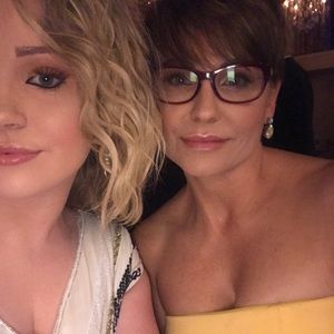 Meet your Posher, Lyn